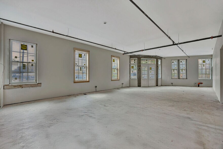 More Photos Of 4000 Colerain Ave, Cincinnati Apartments For Lease