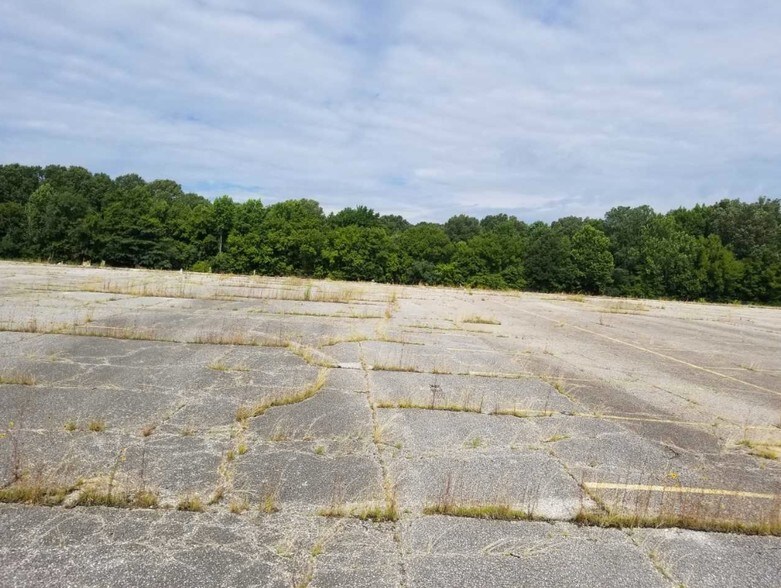 More Photos Of 0 Elvis Presley, Memphis Land For Sale