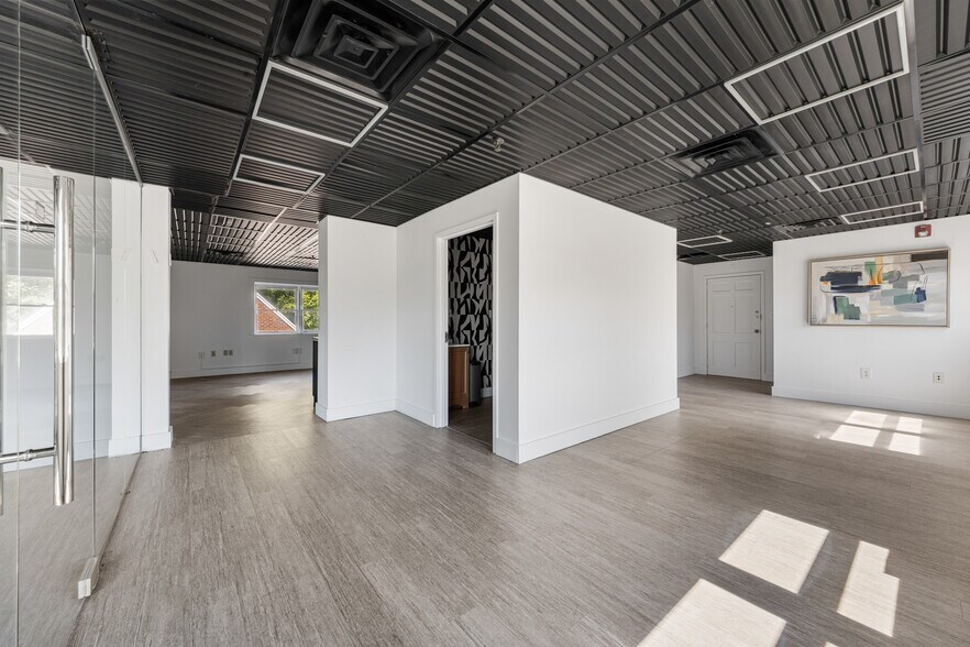 More Photos Of , New City Office For Sale