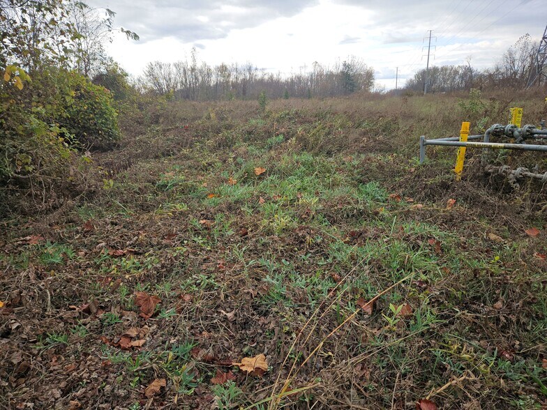 More Photos Of 1032 7th E ave, Hendersonville Land For Lease