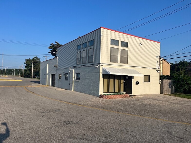Primary Photo Of 2400 Miracle Ln, Mishawaka Office For Lease