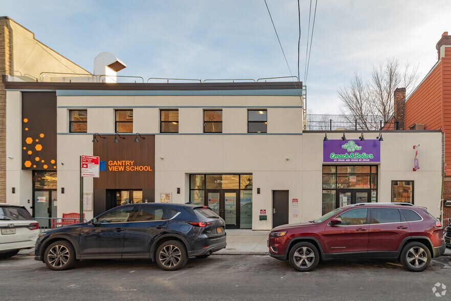 More Photos Of 5-36-40 50th Ave, Long Island City Showroom For Sale