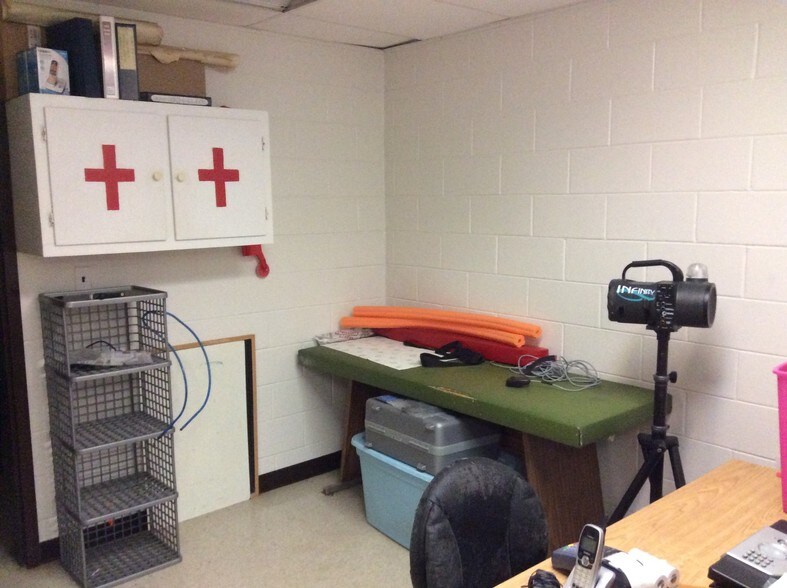 More Photos Of 73 Maskells Mill Rd, Salem Schools For Sale