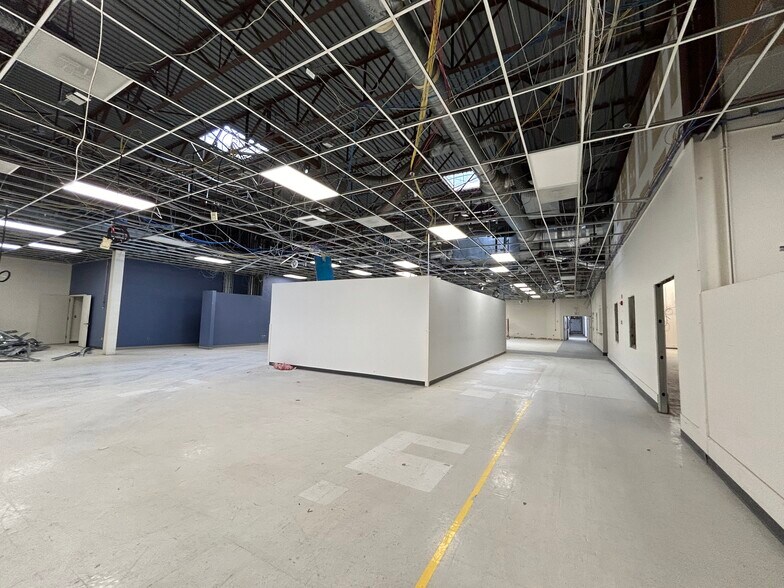 More Photos Of 36 Apple Ridge Rd, Danbury Manufacturing For Sale