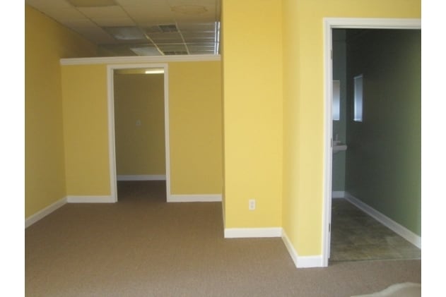 More Photos Of 512-520 Erwin Rd, Dunn General Retail For Lease