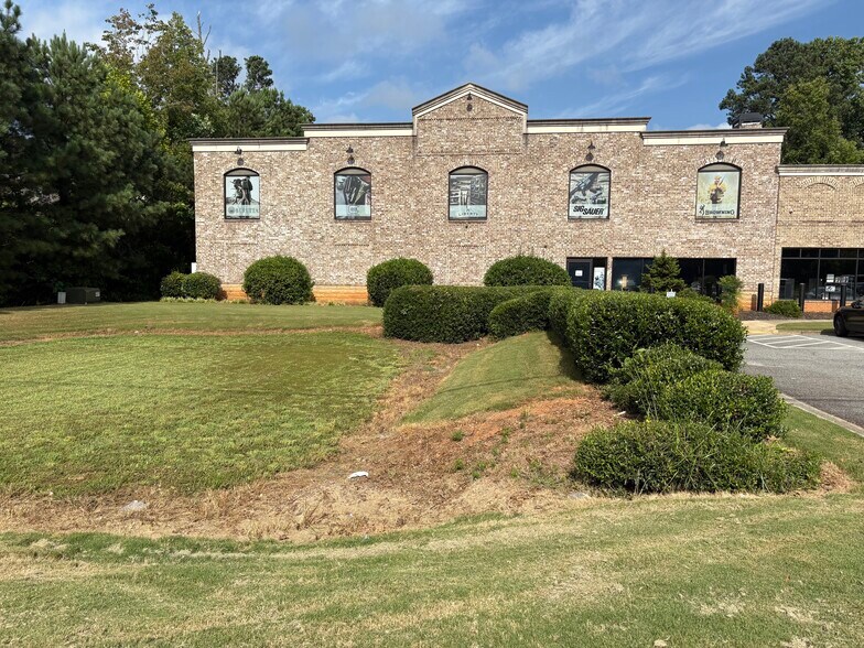 More Photos Of 3800 Holly Springs Pkwy, Canton Freestanding For Sale