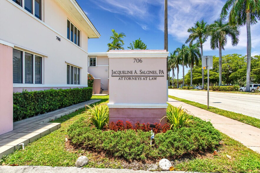 More Photos Of 706 S Dixie Hwy, Coral Gables Office Residential For Lease