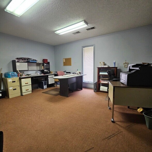 More Photos Of 1000 N 42nd St, Mount Vernon Religious Facility For Sale