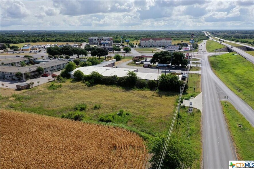 More Photos Of 980 E Interstate 10, Seguin Land For Sale