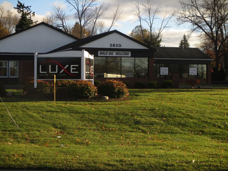 Primary Photo Of 1615 Jefferson Rd, Rochester Medical For Lease