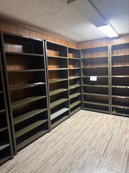 More Photos Of 1450 Rogero Rd, Jacksonville Office For Sale