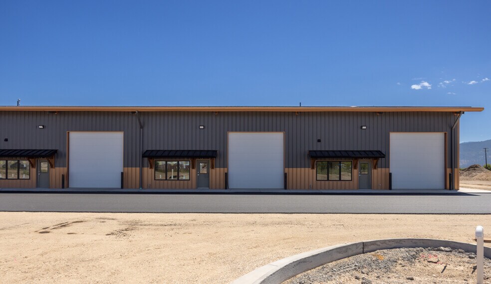 More Photos Of 9405 Futurity Dr, Missoula Warehouse For Lease