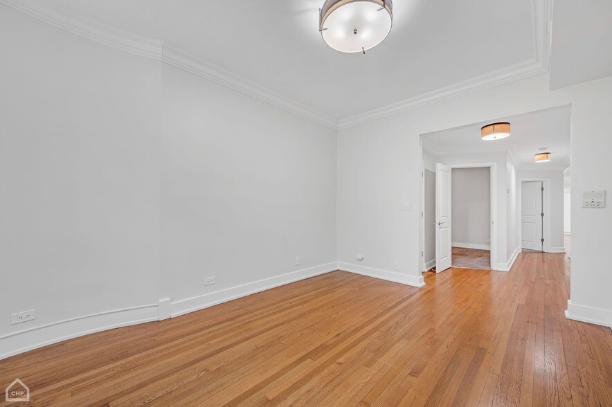 More Photos Of 4745 S Saint Lawrence Ave, Chicago Apartments For Sale