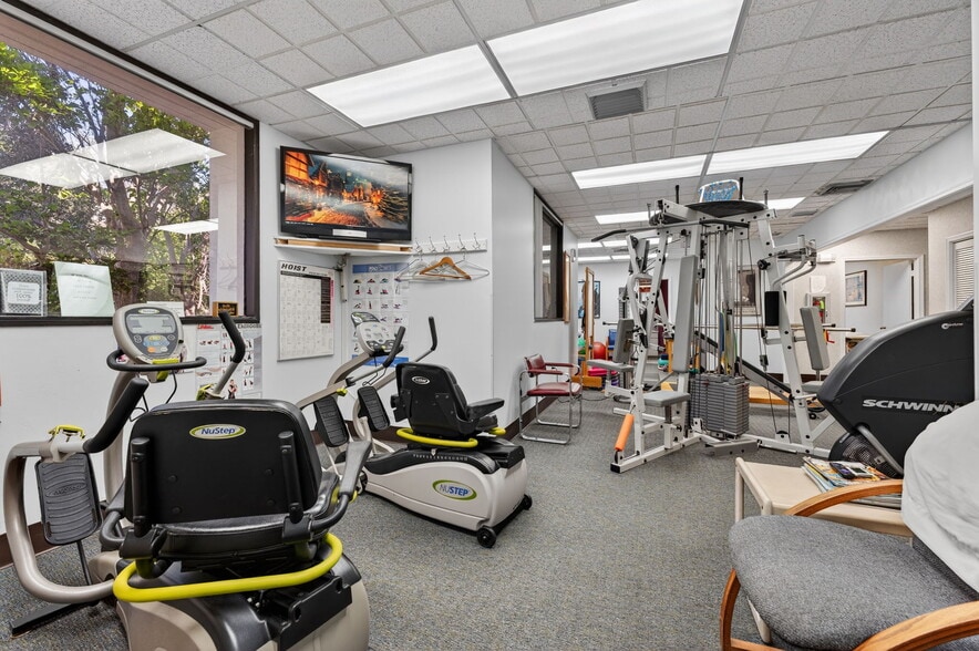 More Photos Of 1500 NW 10th Ave, Boca Raton Medical For Sale