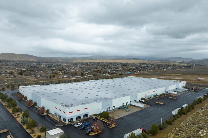 More Photos Of 12995 Echo Ct, Reno Distribution For Lease