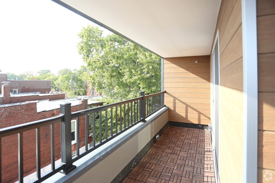 More Photos Of 4321 Manchester Ave, Saint Louis Apartments For Sale