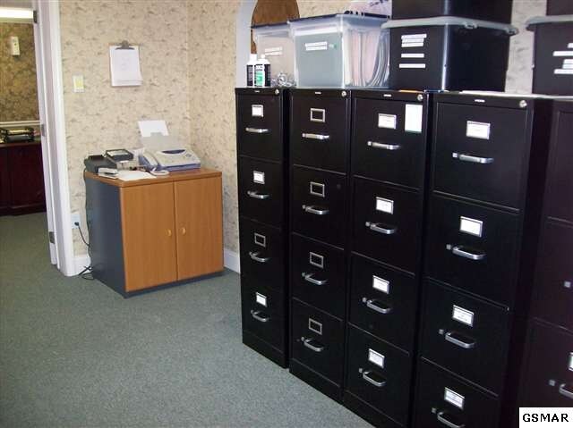 More Photos Of 400 Park Rd, Sevierville Office For Sale