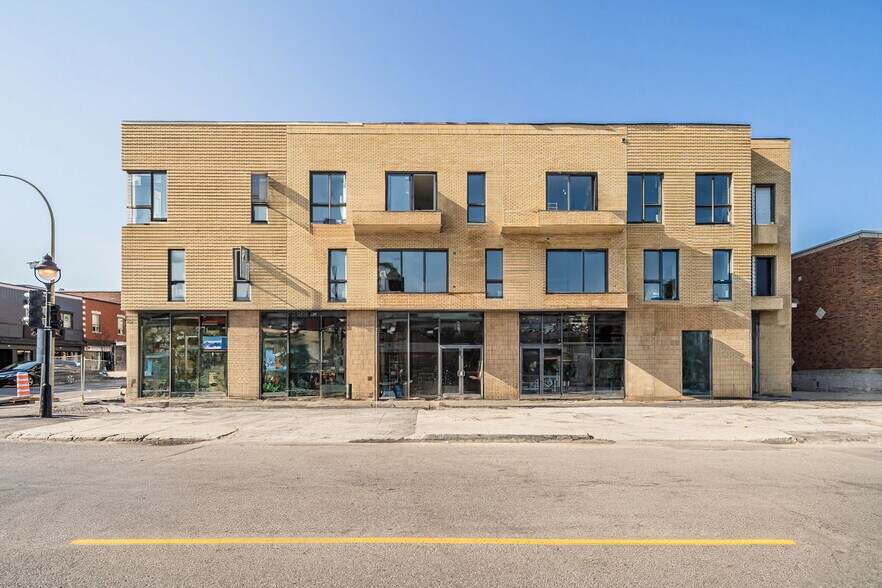 More Photos Of 2485 Rue Bélanger, Montréal Multifamily For Sale