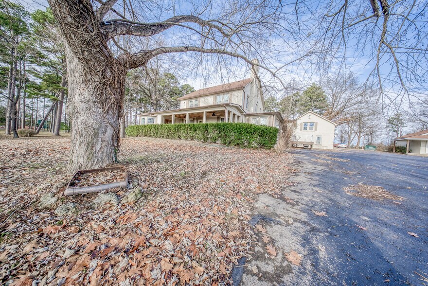 More Photos Of 1601 Missouri 72 Rt, Rolla Hospitality For Sale