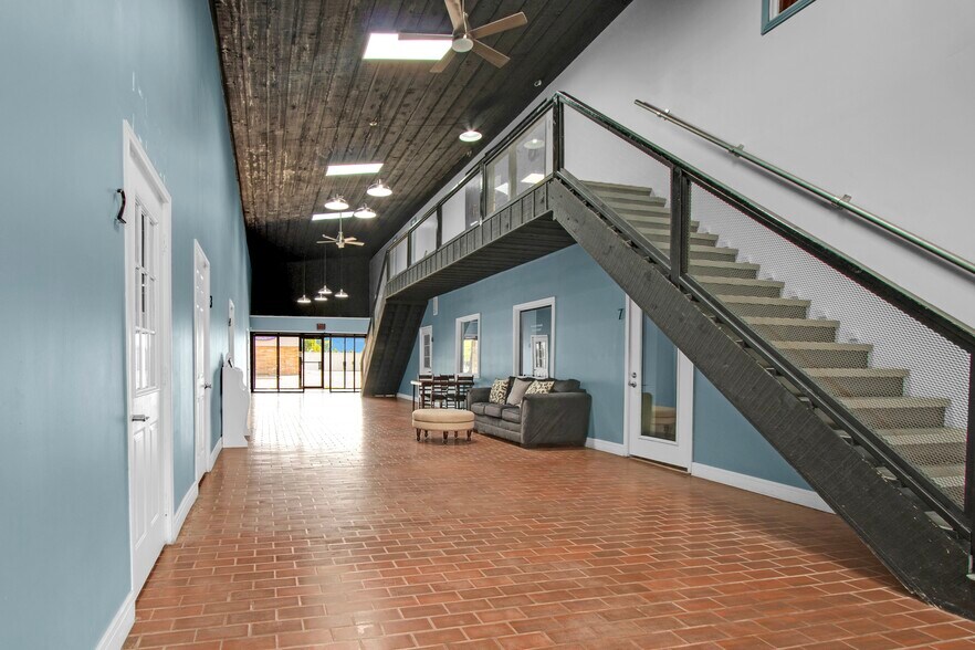 More Photos Of 727-731 E Mount Morris St, Mount Morris Storefront Retail Office For Sale