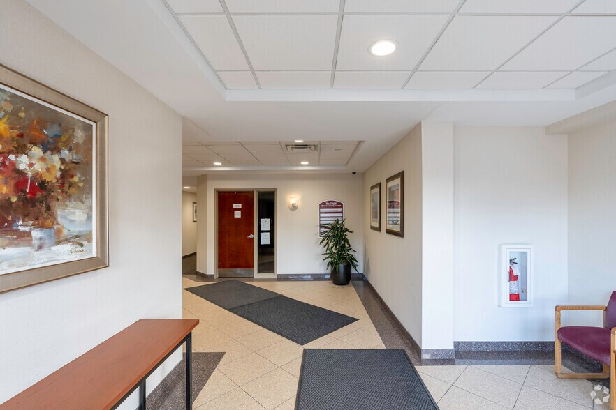 More Photos Of 299 Lincoln St, Worcester Medical For Lease