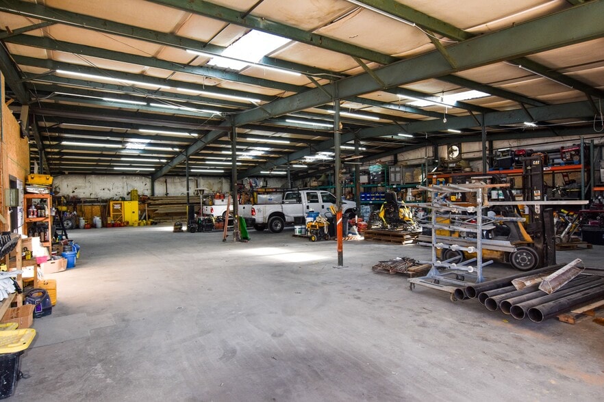 More Photos Of 1500 E 42nd St, Chattanooga Industrial For Sale