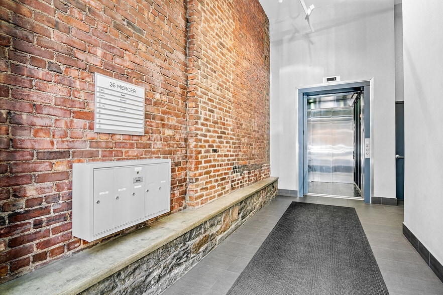 More Photos Of 26 Mercer St, New York Loft Creative Space For Lease