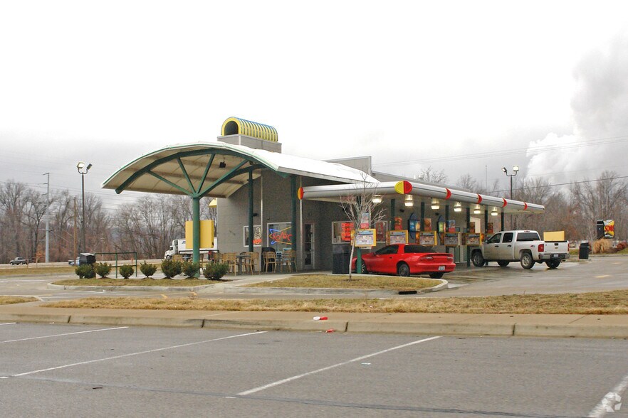 More Photos Of 7010 Raggard Rd, Louisville Fast Food For Lease