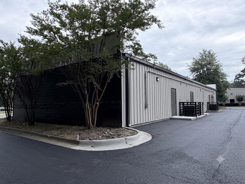 More Photos Of 10806 Stagecoach Rd, Little Rock Storefront For Lease