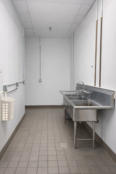 More Photos Of 701-709 E Broadway, Glendale Apartments For Lease