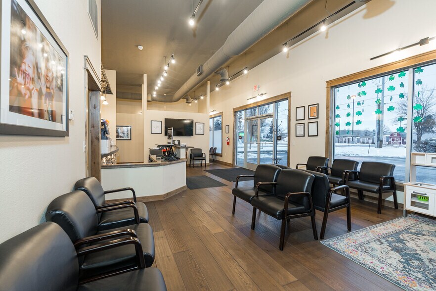 More Photos Of 210-214 W Sunset Ave, Coeur d'Alene Freestanding For Lease