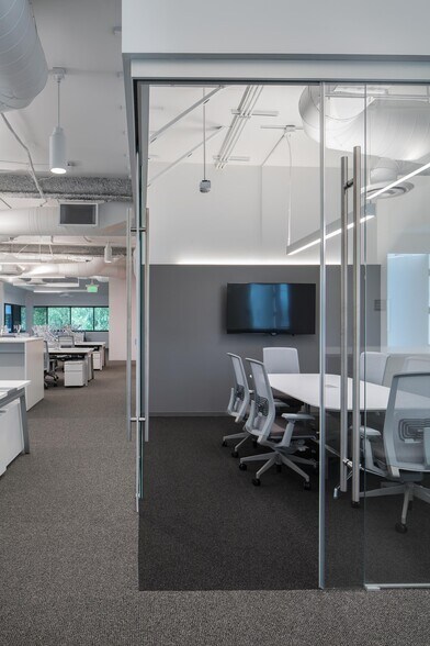 More Photos Of 6065 Bristol Pky, Culver City Office For Sale