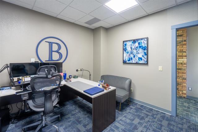 More Photos Of 1818 Grand Ave, Wausau Office For Sale