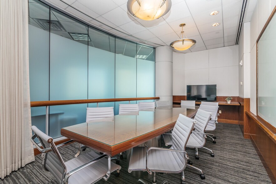 More Photos Of 299 S Main St, Salt Lake City Coworking Space