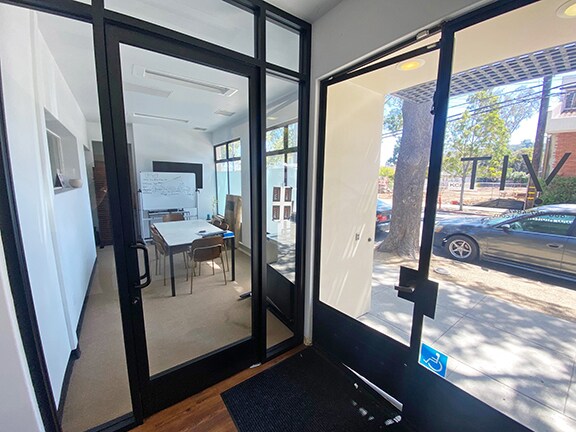 More Photos Of 826 De La Vina St, Santa Barbara Storefront For Lease