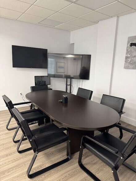 More Photos Of 844 McCarter Highway, Newark Office For Lease