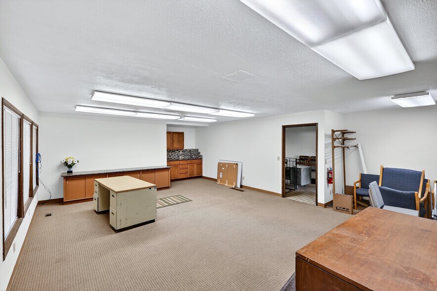 More Photos Of 524 N Mullan Rd, Spokane Loft Creative Space For Sale