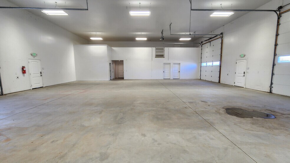 More Photos Of 3946 Professional Way, Idaho Falls Warehouse For Lease