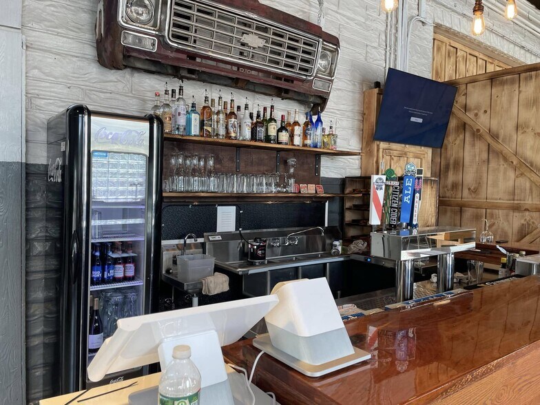 More Photos Of 2977 Vt Route 100, Jacksonville Restaurant For Lease