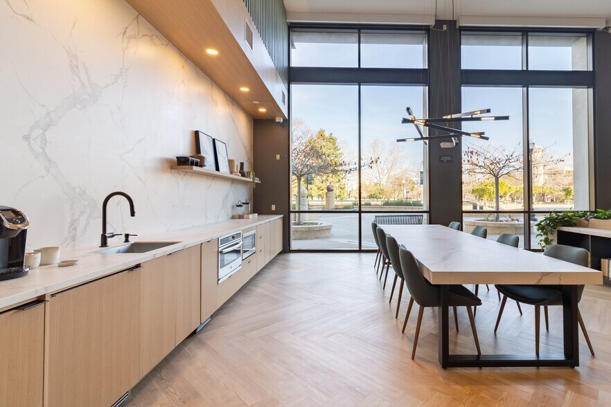 More Photos Of 121 S Frances St, Sunnyvale Apartments For Lease