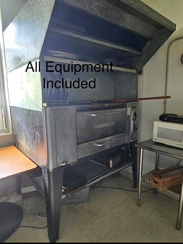 More Photos Of 6449 M 65 S, Lachine Storefront Retail Residential For Sale