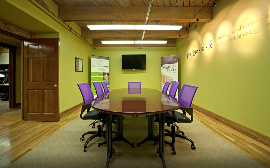 More Photos Of 10 Hale St, Charleston Loft Creative Space For Lease