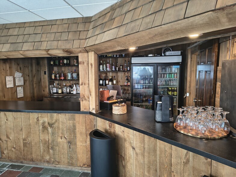 More Photos Of 321 Prospect St, Franklin Specialty For Sale