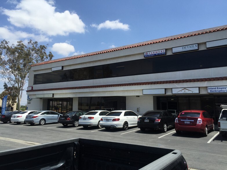 More Photos Of 1450 W 6th St, Corona Storefront Retail Office For Lease