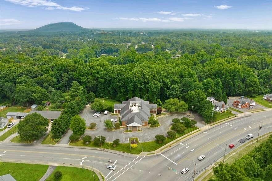 More Photos Of 1146 N New Hope Rd, Gastonia Medical For Lease