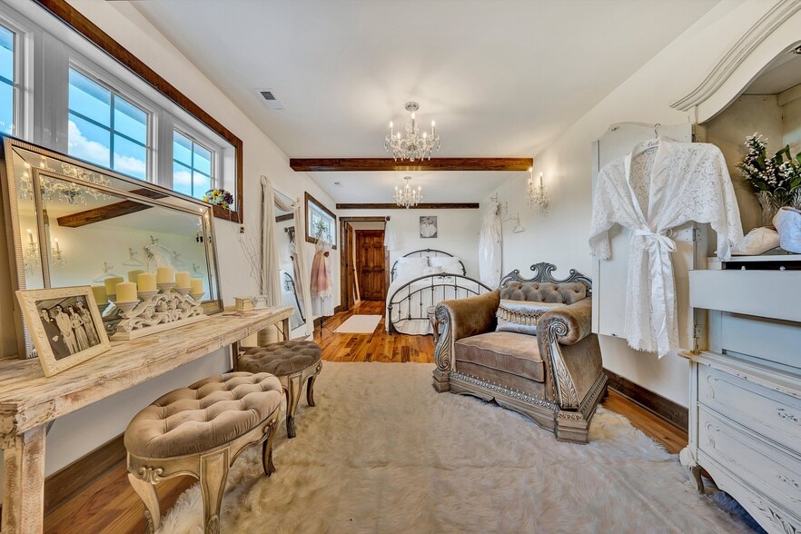 More Photos Of 9945 Brooks Mill Rd, Burnt Chimney Specialty For Sale
