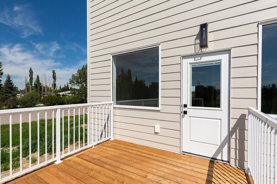 More Photos Of 304 50 w, Raymond Multifamily For Sale