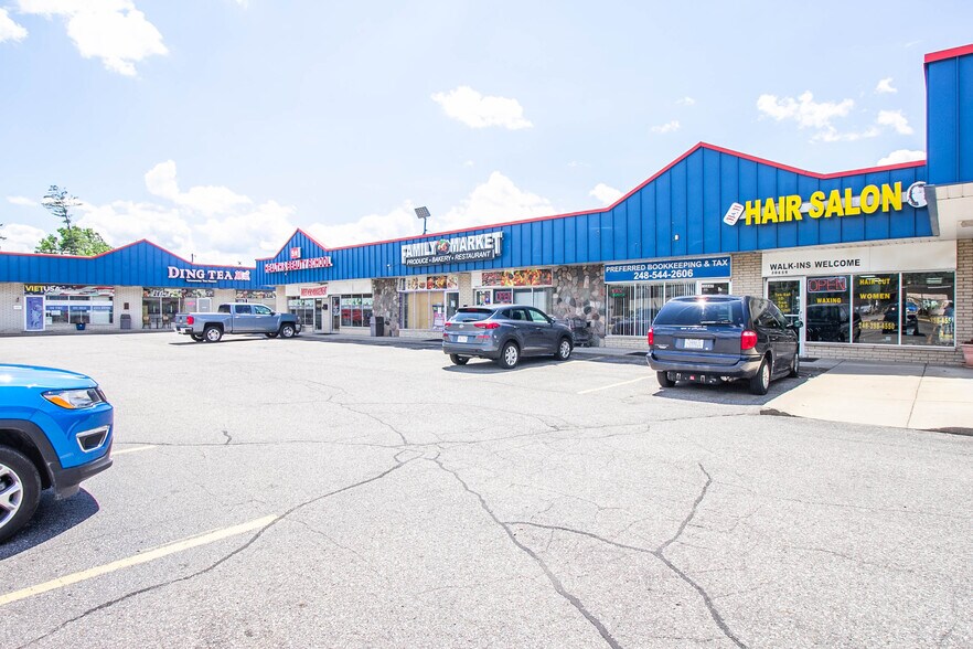 More Photos Of 30547-30701 Dequindre Rd, Madison Heights General Retail For Sale