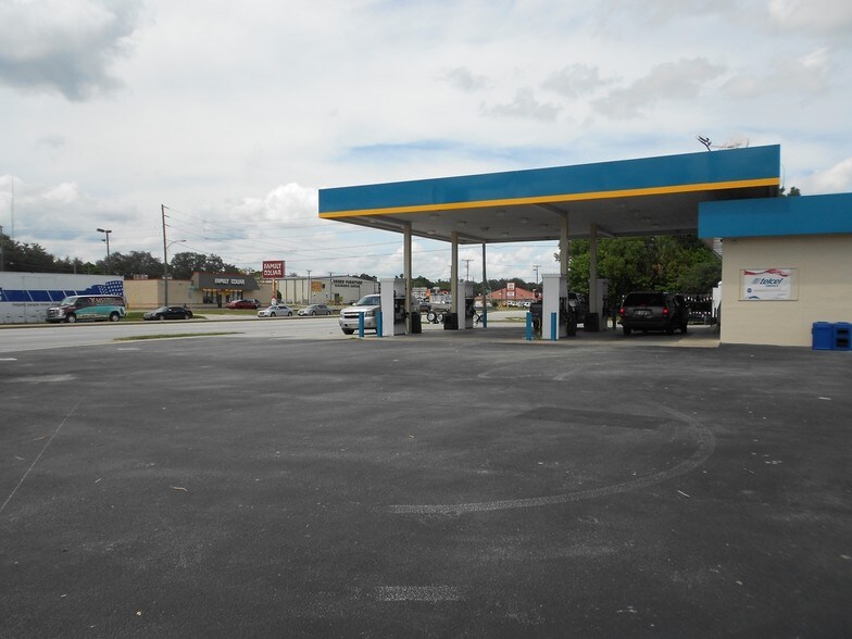 Primary Photo Of 4 Us Highway 27 N, Avon Park Convenience Store For Sale