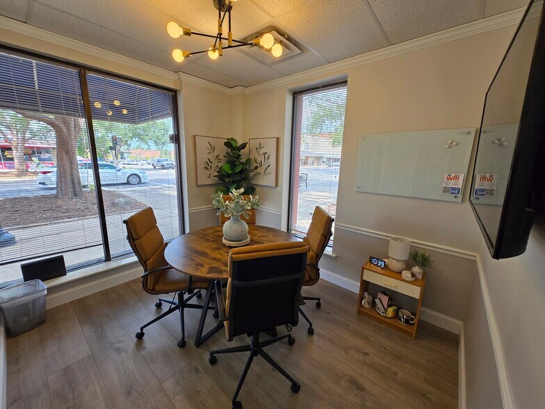 More Photos Of 901 S Main St, Stillwater Coworking Space